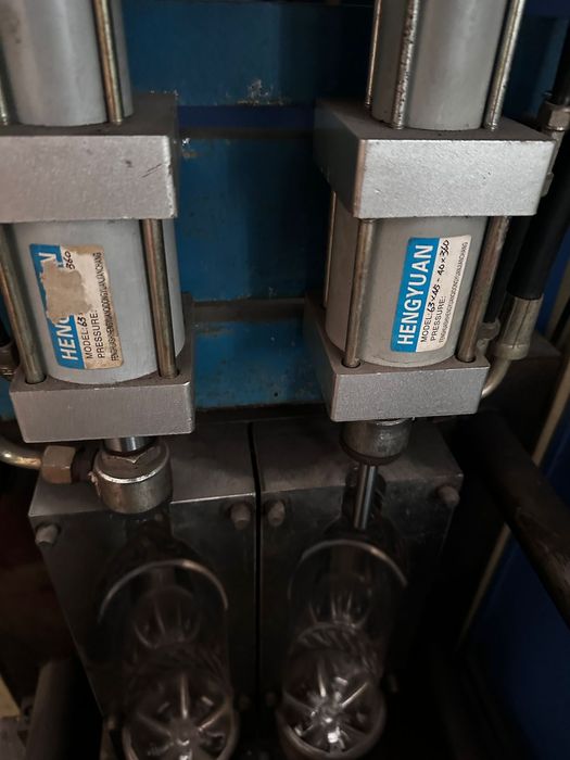 Продам выдув для ПЭТ бутылок.