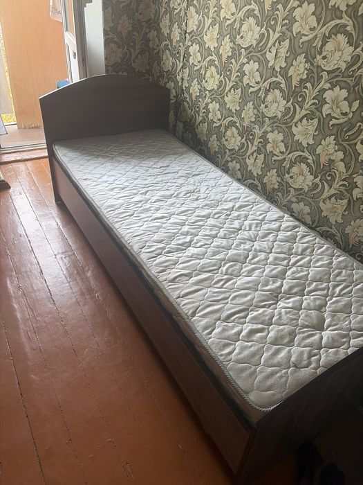Кровать односпальный