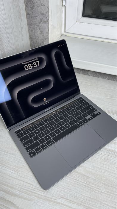 Macbook pro m2 8/512 ideal