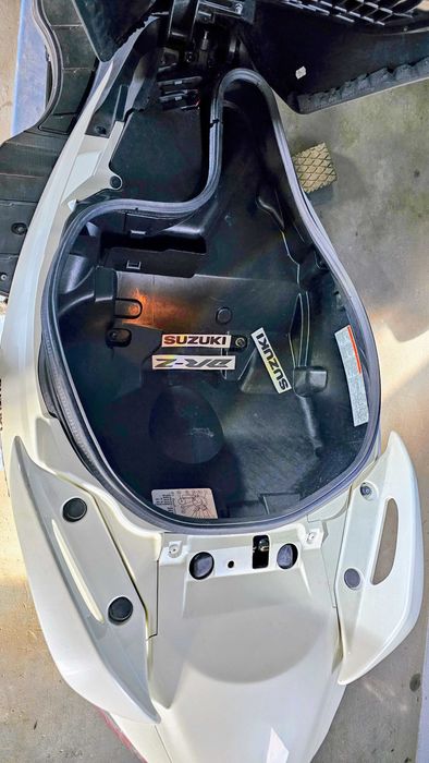 suzuki burgman 125cc 2015  -12500km