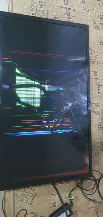 Продам телевизор б/у на запчасти