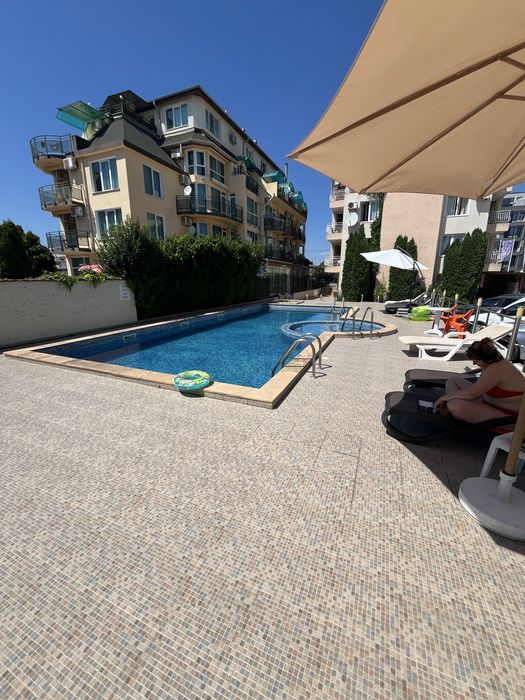 Апартамент под наем в Равда