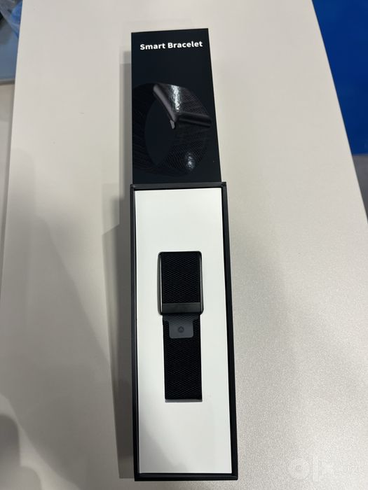 Whoop Smart bracelet