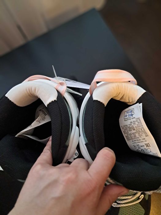 Role  noi,cu etichetă, fitness fit Oxelo,kaki( no 38-41)