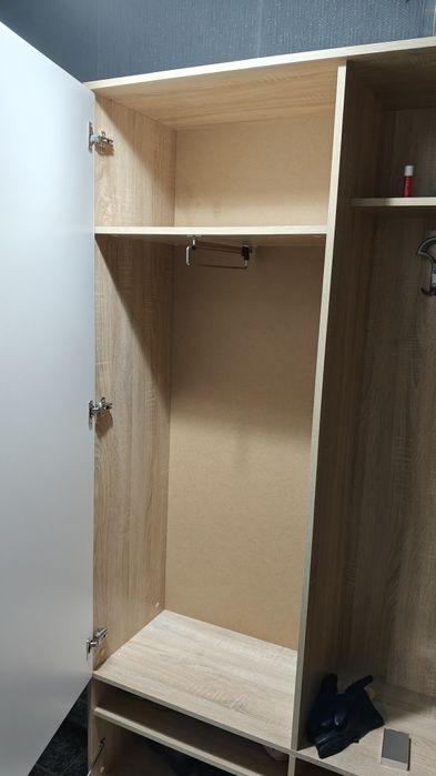 Портманто за коридор