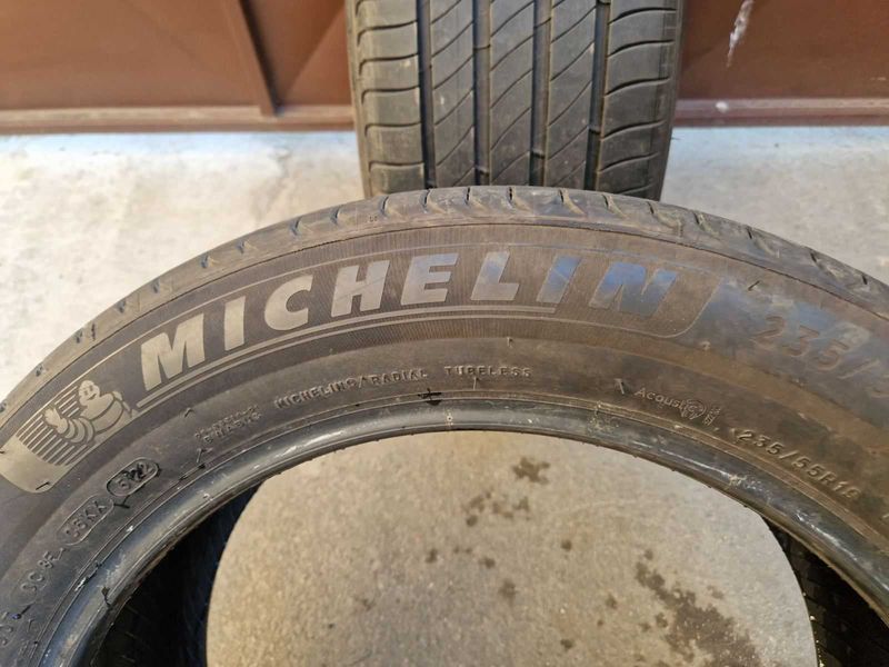 2 Michelin R19 235/55
летни гуми
DOT5122