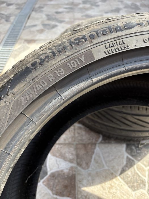 Гуми UNIROYAL 275/40/19 летни DOT22
