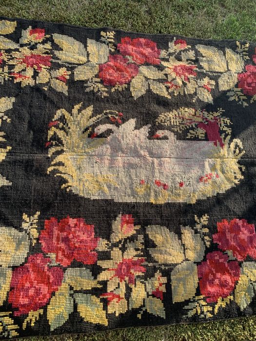 Carpeta veche de mai bine de 100 ani