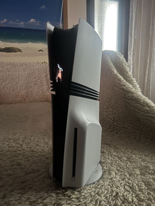 Playstation 5 Pro (disc version)