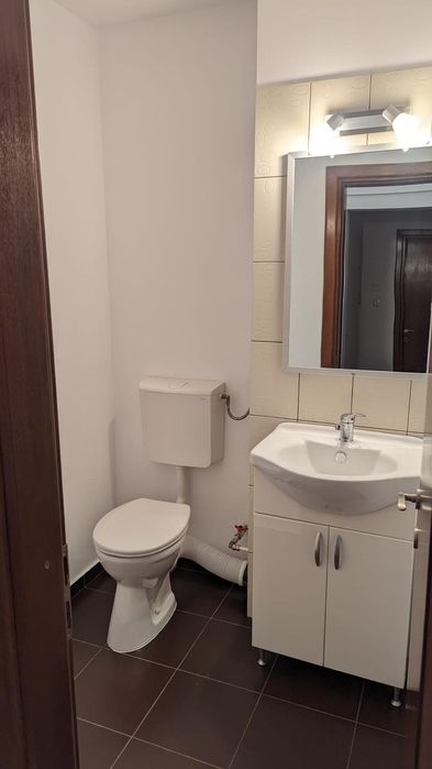 Apartament 3 camere modern, lângă Spitalul Județean, cu parcare