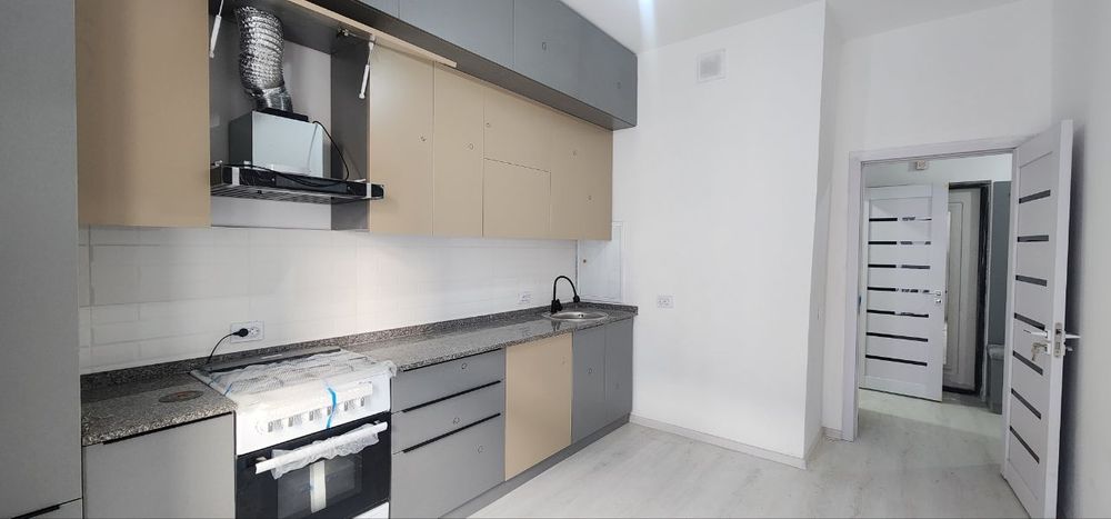 Сергили район Янги Дархон новастройка 2комнатная все ест техники мебел