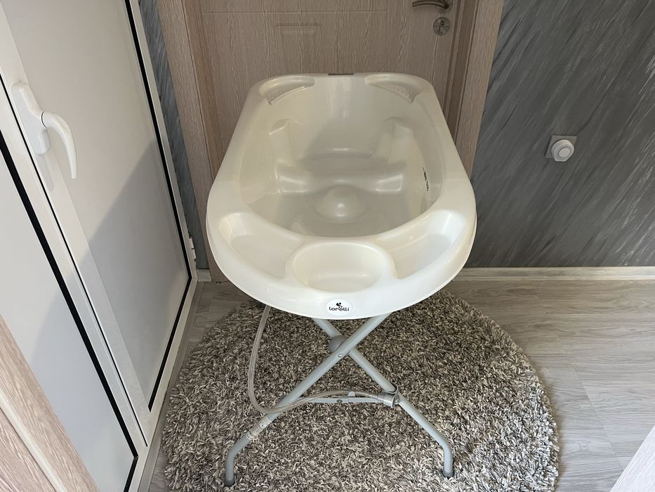 Бебешко корито Lorelli със стойка