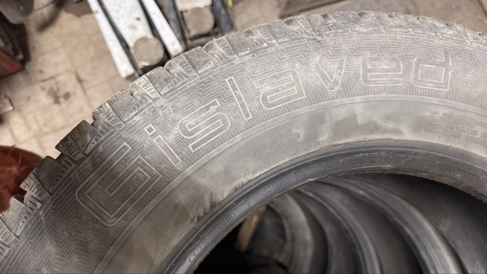 Продам покришка R18