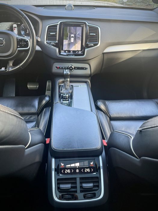 Volvo XC90 R-Design 2.0d D5 AWD 7 Locuri Full! Garantie 12 Luni