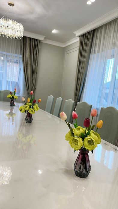 Стол из дерева, белый