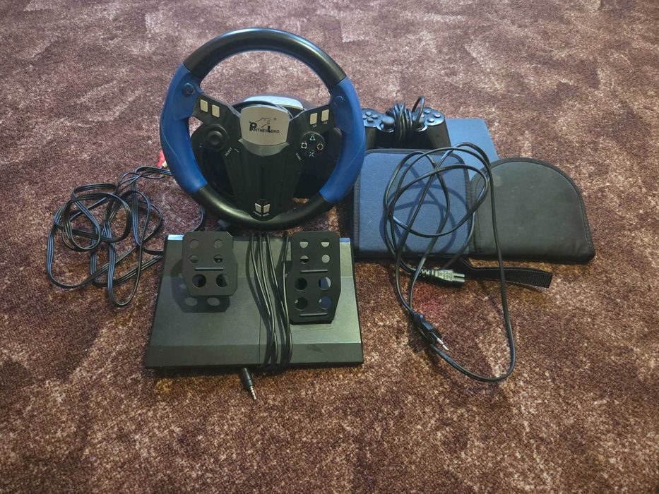 Продавам ps2 В отлично състояние+волан има 2 папки с игри