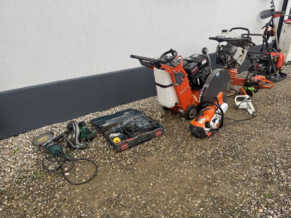 Inchiriere utilaje/scule Peris/Ilfov MiniExcavator/Buldo