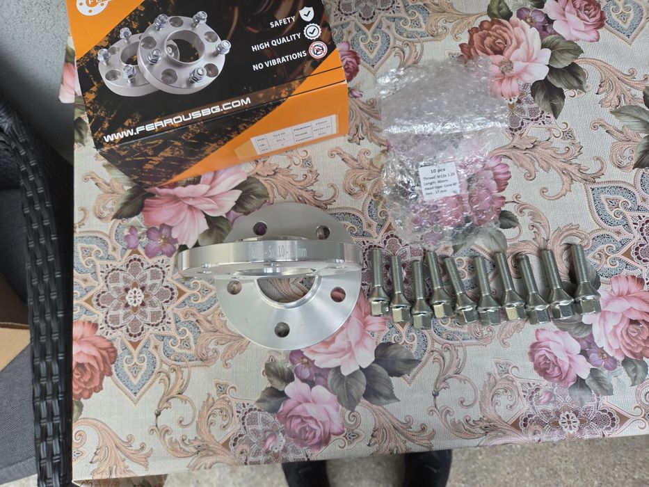 Distantieri jante alfa romeo opel saab etc  5x110. Grosime 15mm .