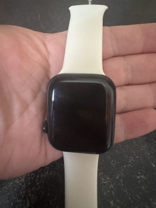 Продам эпл вотч 6.44 мм