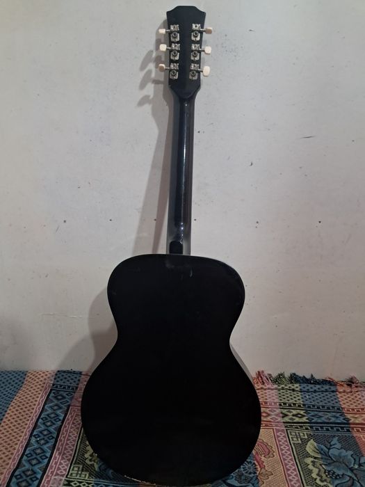 Гитара сатам 40000тг