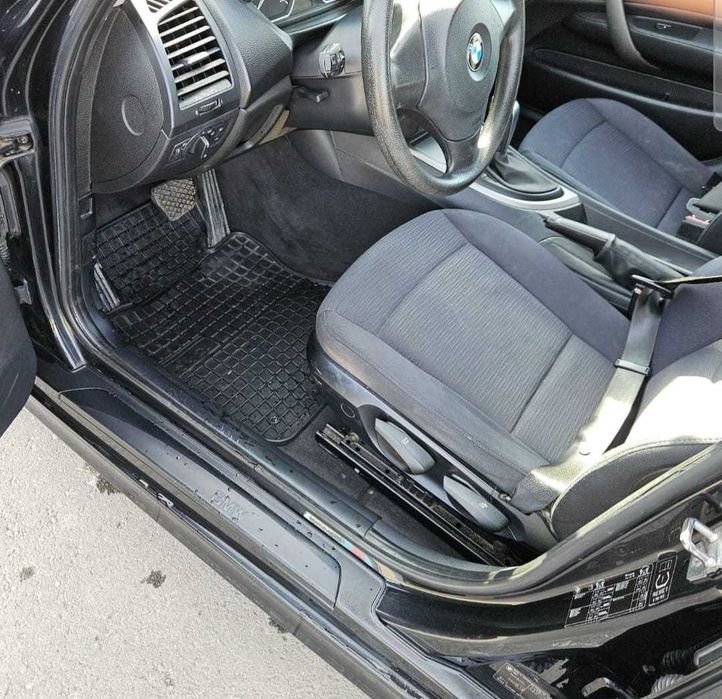 BMW 1 Series 2010 — imagine 5