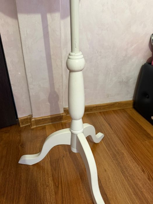 mannequin cu picior