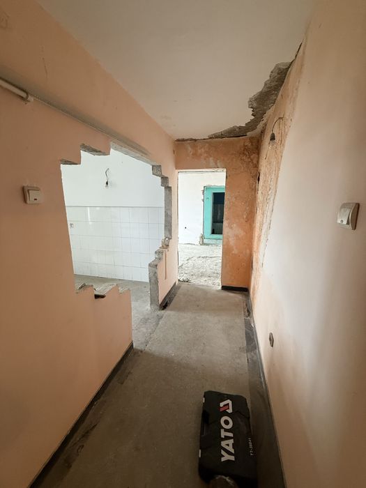 Vanzare Apartament 2 camere, 52mp, central - Bumbesti Jiu Sadu