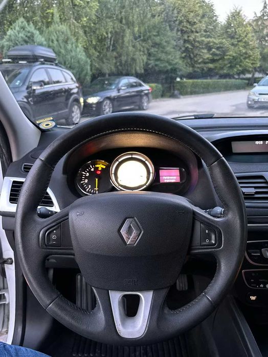 Renault  Megane III  1.5 dCI  нов внoс