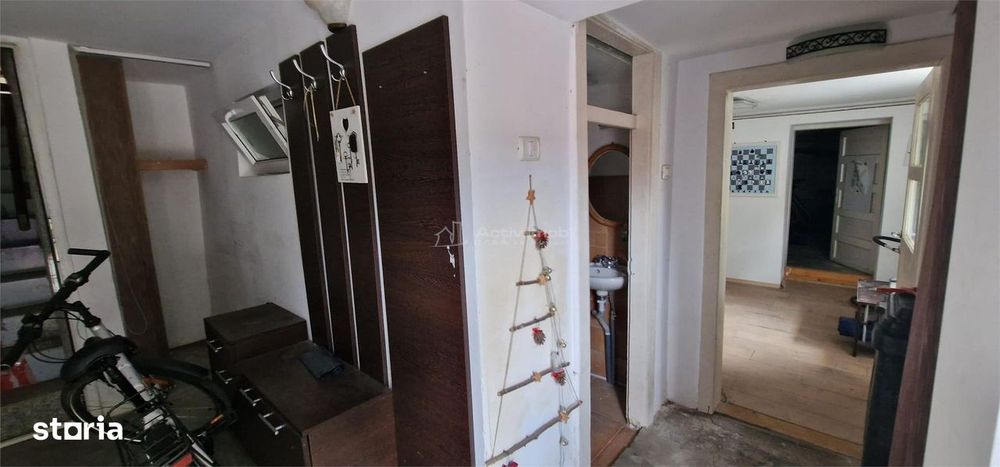 Resita Casa individuala, P+E+M,  Zona Fosta Baie Comunala, 325 mp, Com