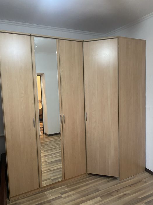 Шкаф большой вместимый