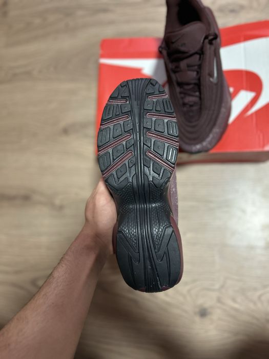 Adidași Nike Air – NOI, în cutie