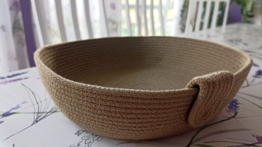 Корзинка ручной работы