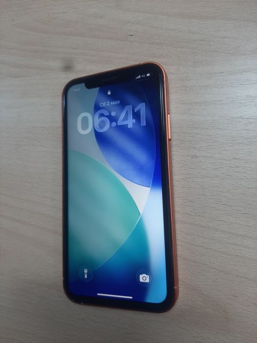 Iphone 11 .iPhone 17 pro. 128gb