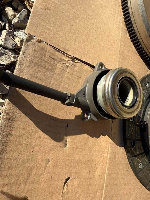 Съединител и маховик комплект