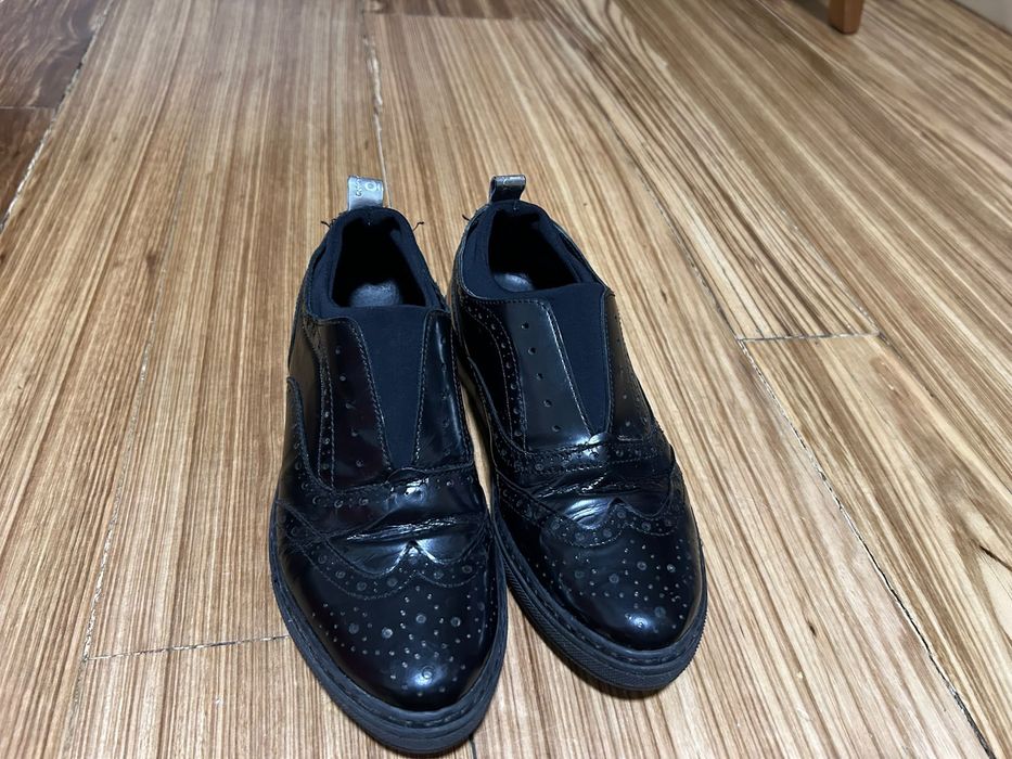 Pantofi -  37 -