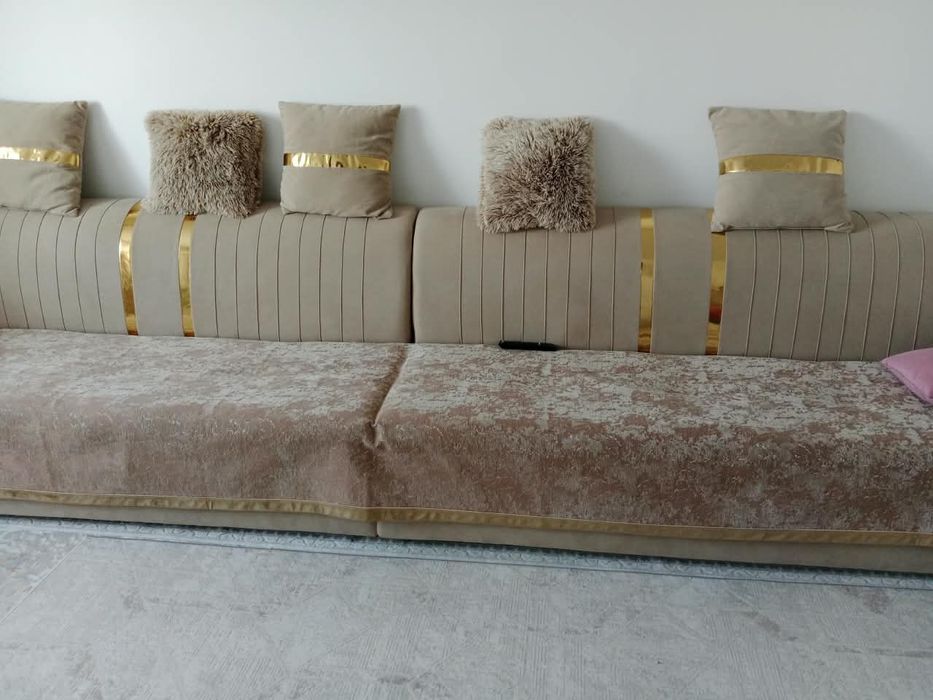 Продам диван 2.5 метра