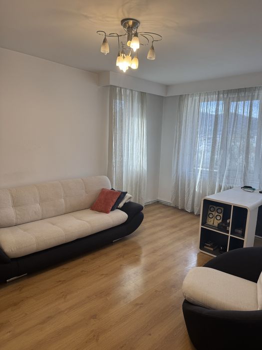 Apartament 5 camere Olteniei