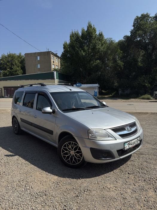 Продаю Largus Рено двигатель