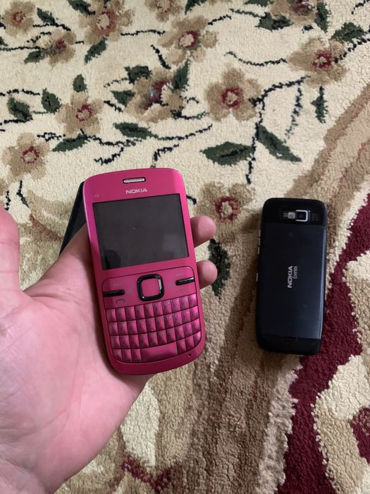 Nokia Samsung Retro telefonlari sotiladi