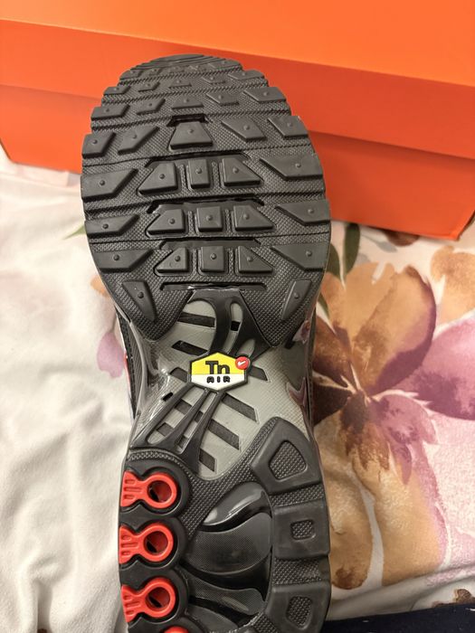 Adidasi Nike Air max plus