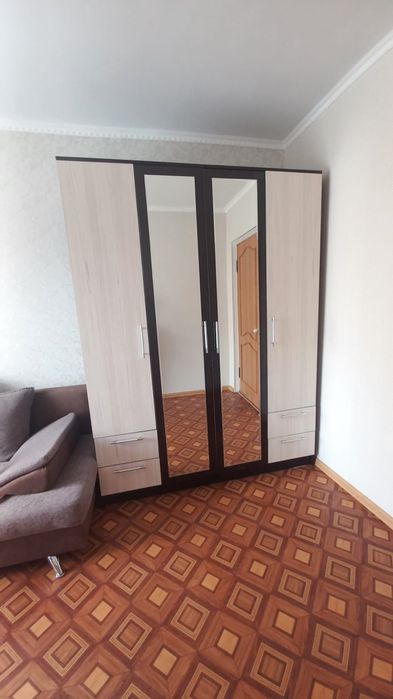 Срочно продам шкаф