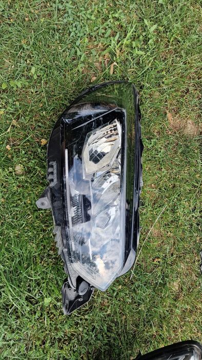 Far faruri stanga dreapta renault captur , hyundai tucson 4 nx4 led , citroen c4 full led dupa 2020 , Peugeot 2008 , 208 led dupa 2019