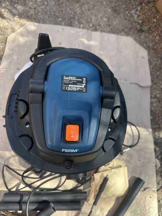 Aspirator curatat covoare 1400W
