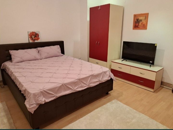 Închiriez în regim hotelier ap cu 1 camera zona retrasa