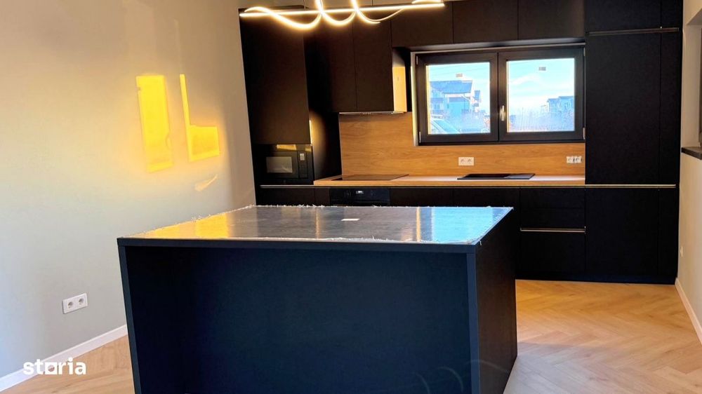 Apartament 4 camere 115mp si curte 200mp Calea Cisnadiei
