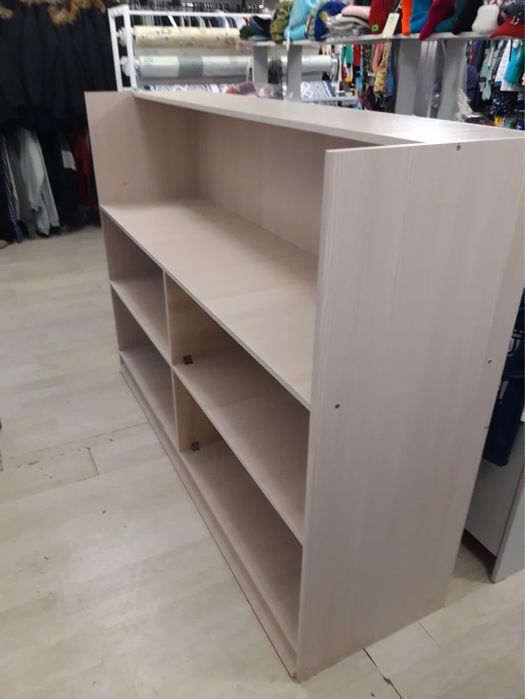 Продается полка для магазина.