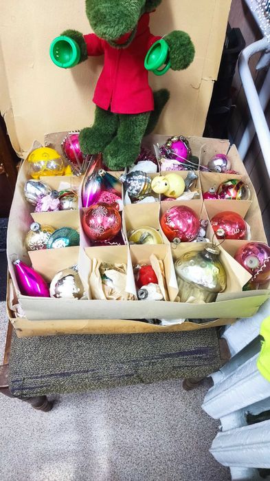 Модели автомобилей, игрушки СССР