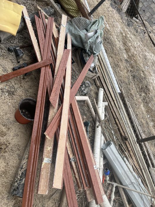 Есиктер сатылады. Б/у 7 есик,комплект