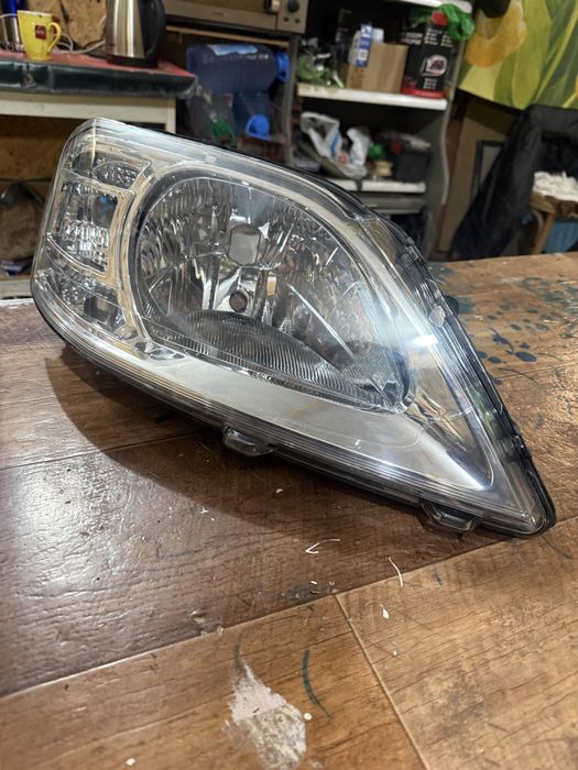 Фара ларгус рено правая оригинал