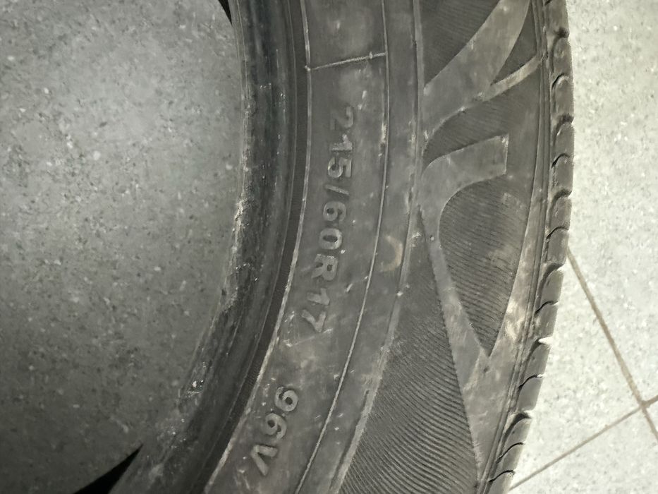 215/60/17 Балон летний.